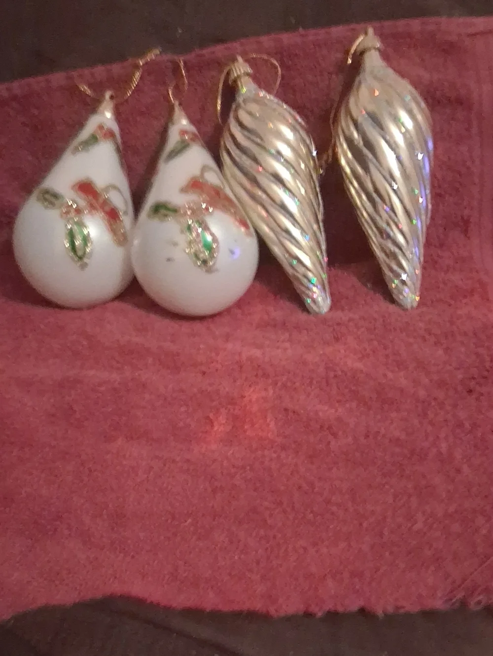 Vintage Teardrop Glass Christmas Ornaments - White & Silver 4 count